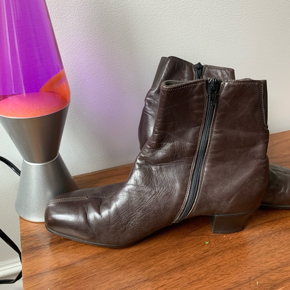 Munro heeled boots